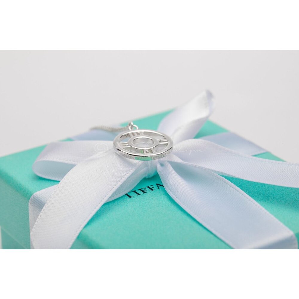 Tiffany & Co. Vintage Atlas Circle Pendant Roman Numerals Cutout Necklace Silver - Picture 6 of 8